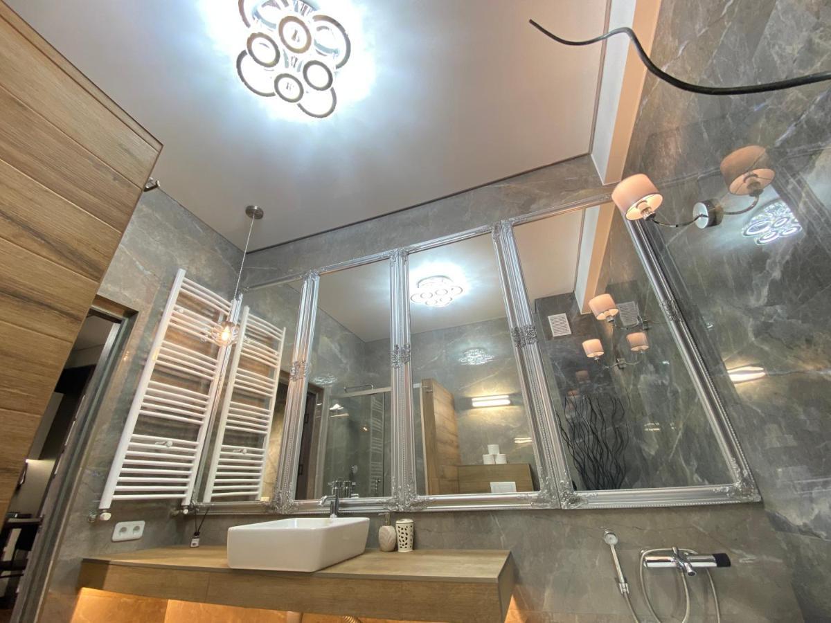 Rentnow Modern Lux Apartment In Centre Кишинев Екстериор снимка