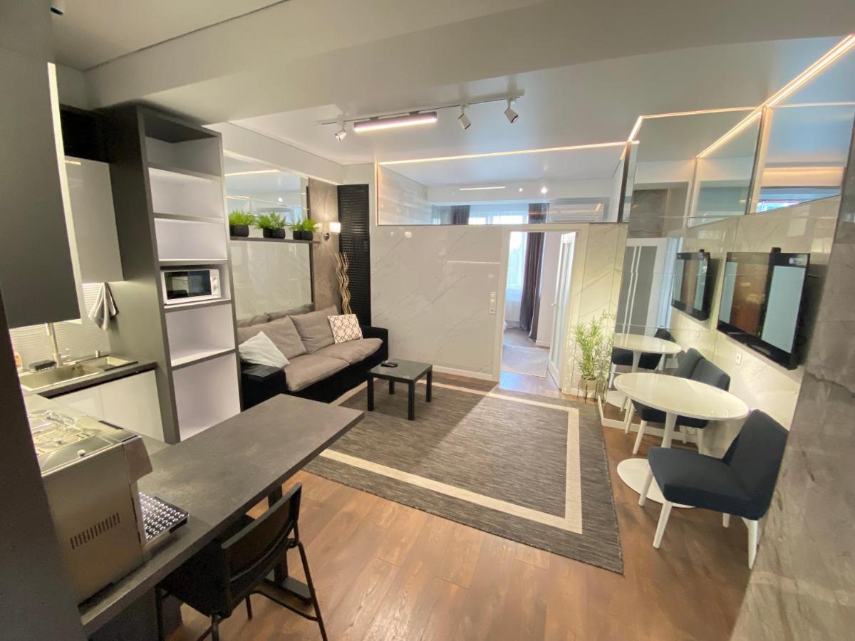 Rentnow Modern Lux Apartment In Centre Кишинев Екстериор снимка